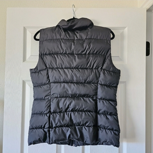 Calvin Klein Women's Sz Medium Black Zip Up Puffer Vest #99 - Picture 3 of 11